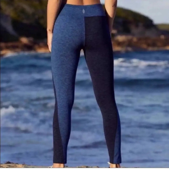 FP Movement Color Block Boro Leggings Small Two Toned Blue - Picture 1 of 8
